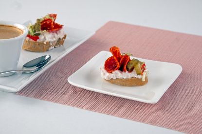 Obrázek Kanapky salámové (24ks)