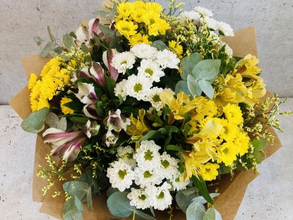 Obrázek Chryzantémy (santini) bíle a žluté s přízdobou